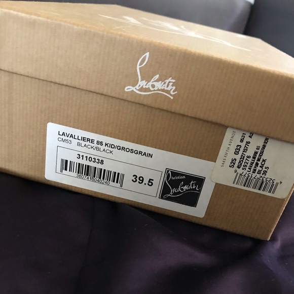 Christian Louboutin Black Lavalliere Bow Pumps - Picture 3 of 8